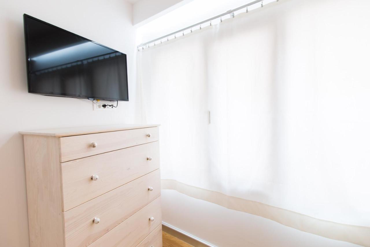 Seaview Apartments Baska Bagian luar foto